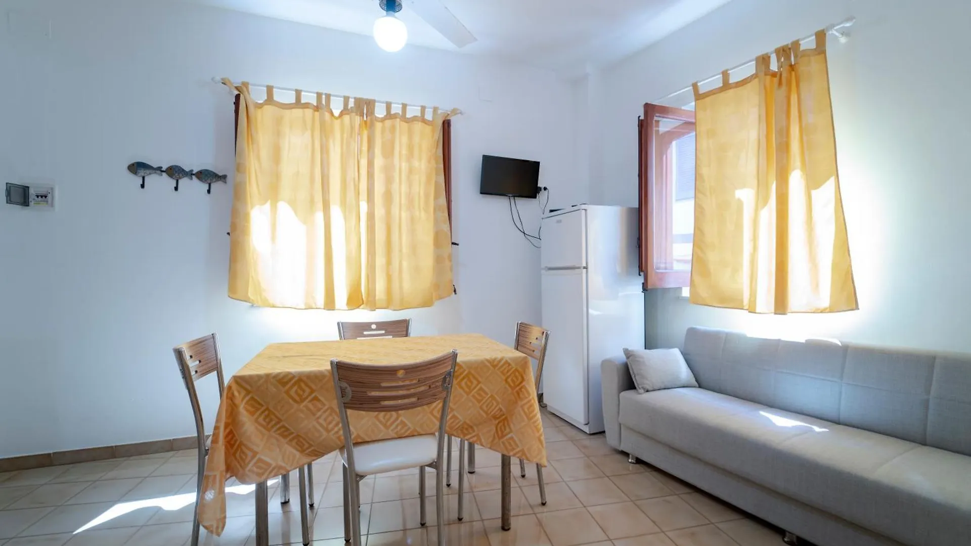 Casa Centro Storico By Cottage Sul Mare Isola di Ustica 0*,