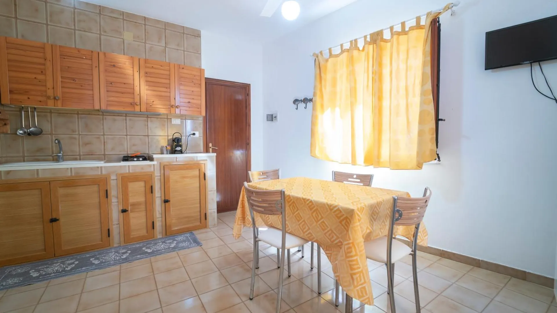 Casa Centro Storico By Cottage Sul Mare Isola di Ustica 0*,  Itálie