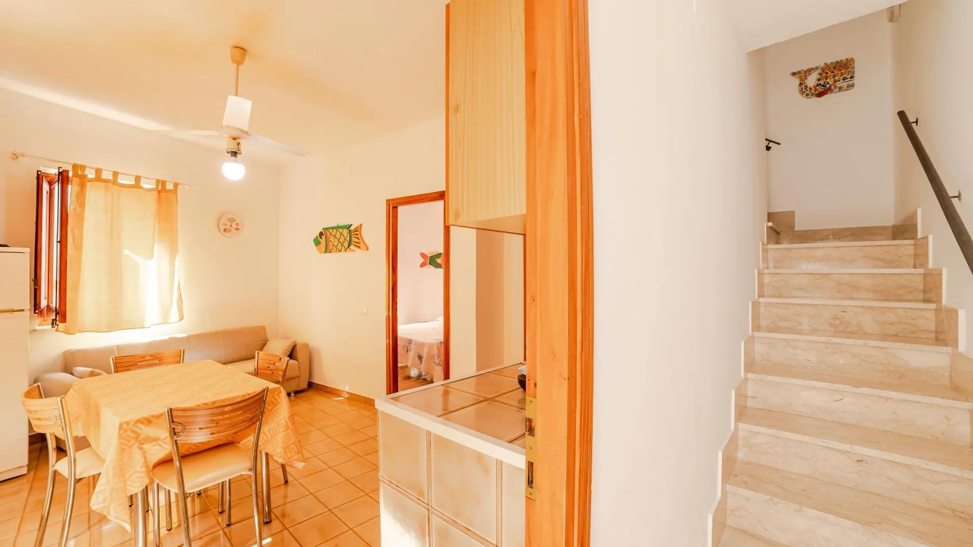 Casa Centro Storico By Cottage Sul Mare Isola di Ustica Itálie