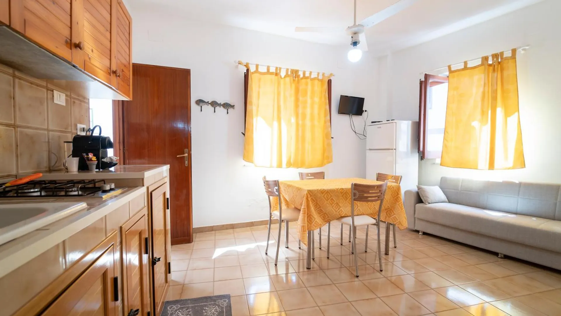 Casa Centro Storico By Cottage Sul Mare Isola di Ustica Itálie