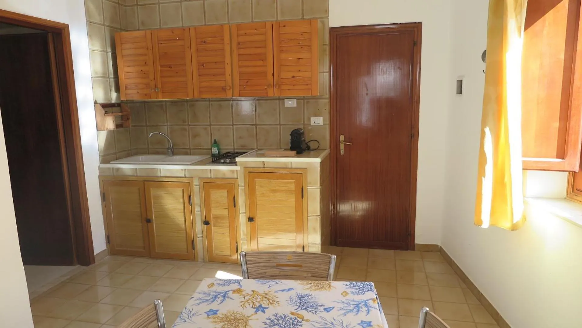 Apartment Casa Centro Storico By Cottage Sul Mare Isola di Ustica Italy