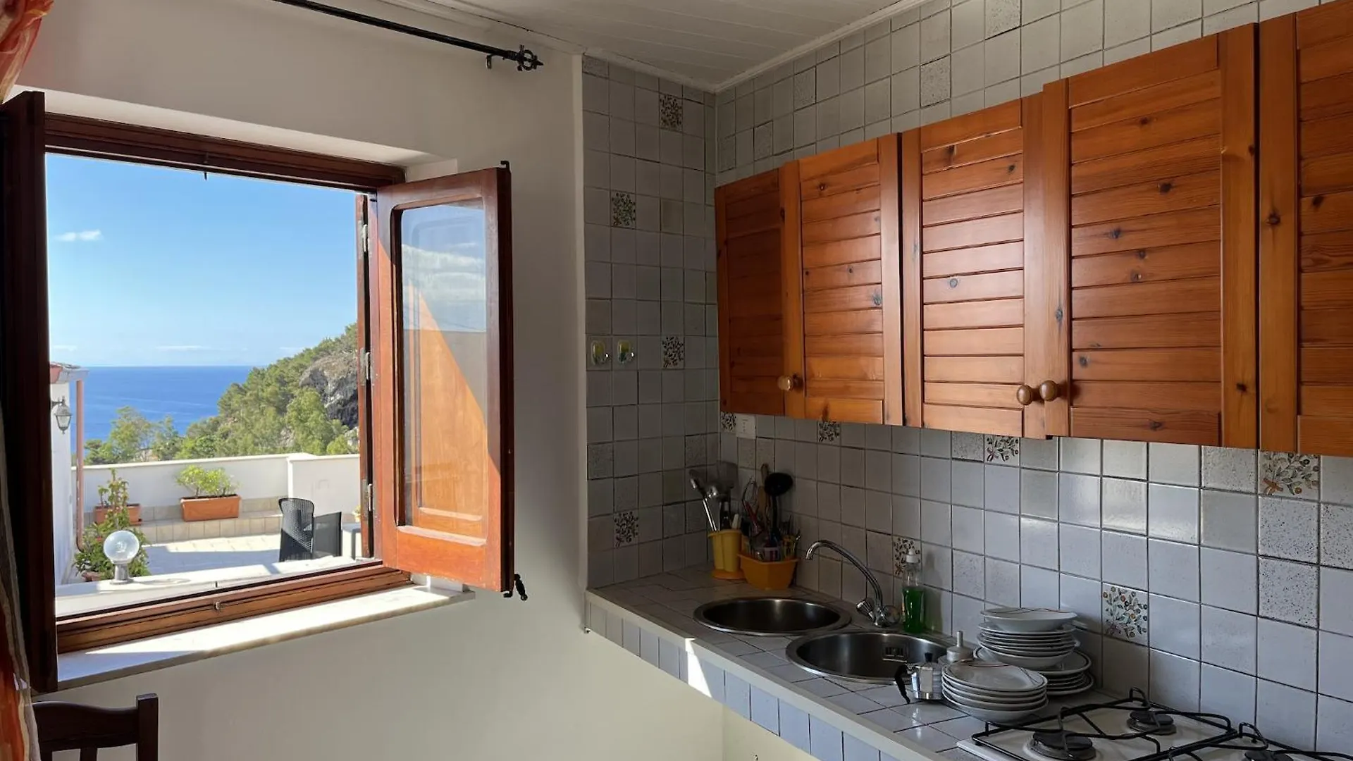 Casa Centro Storico By Cottage Sul Mare Isola di Ustica 0*,  Italy