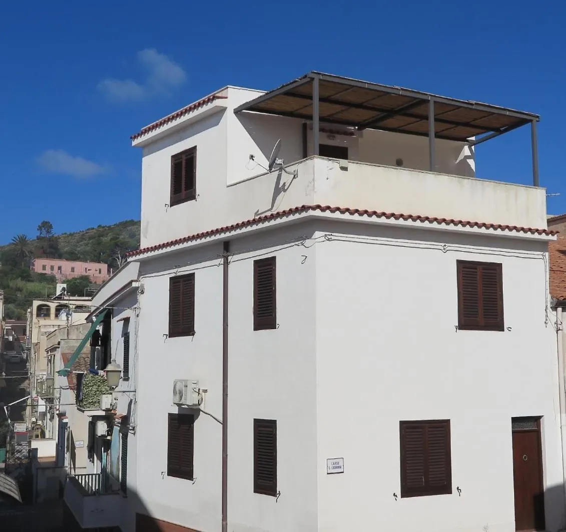 Casa Centro Storico By Cottage Sul Mare Isola di Ustica 0*,